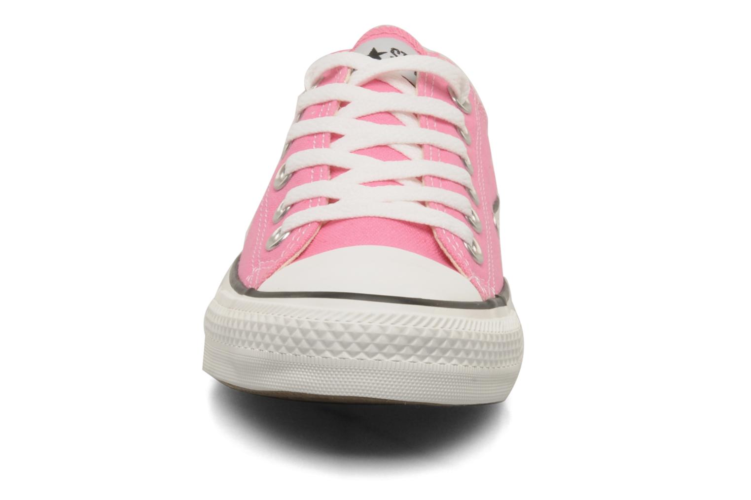 Converse Chuck Taylor All Star Ox W (Rose) Baskets chez Sarenza (39849)
